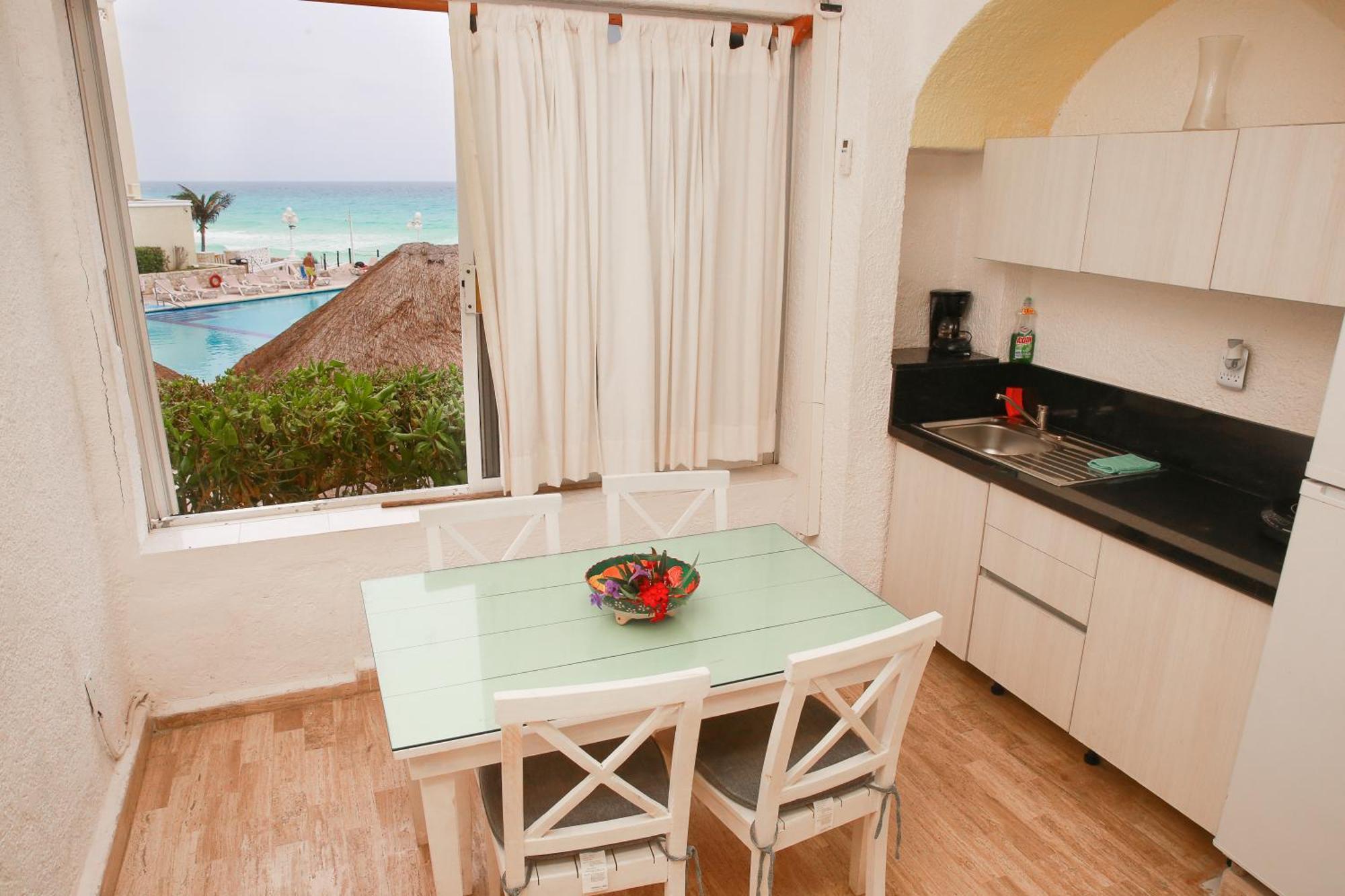 Cancun Beach Aparthotel Brisas Buitenkant foto