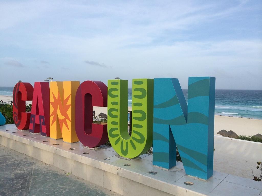 Cancun Beach Aparthotel Brisas Buitenkant foto